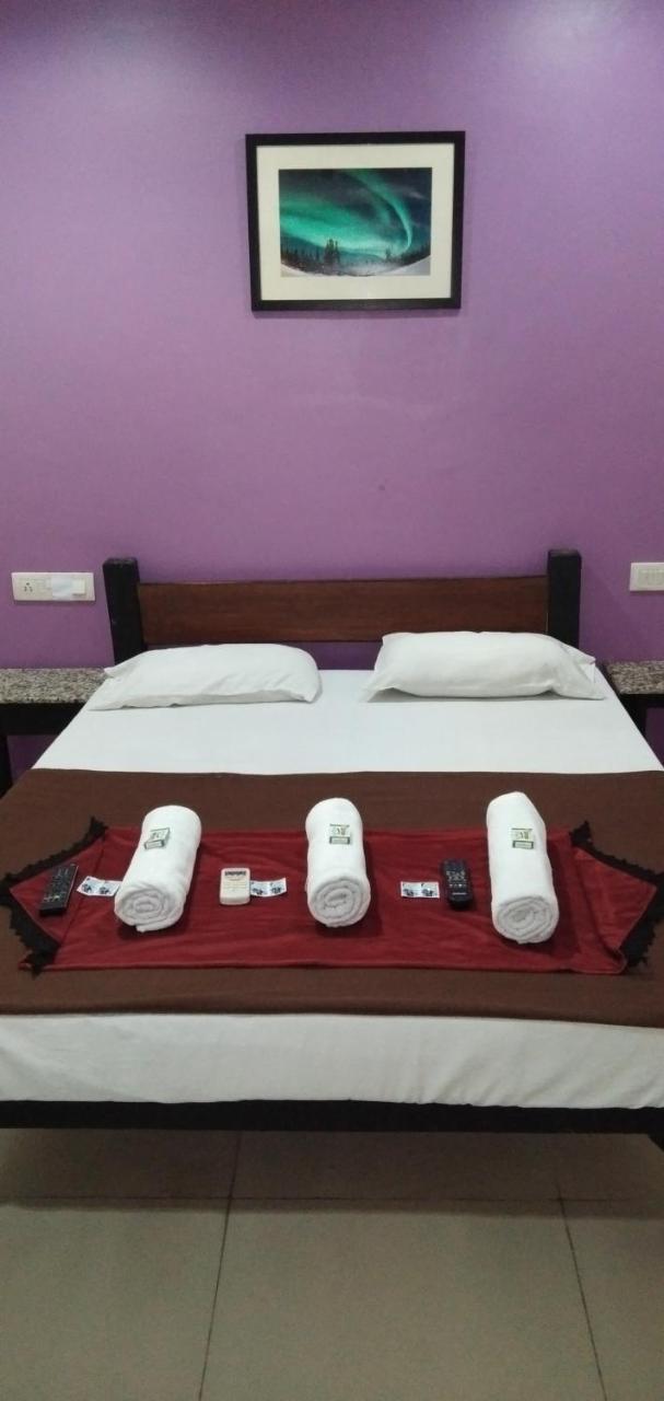Deccan Comforts Hyderabad Exterior foto